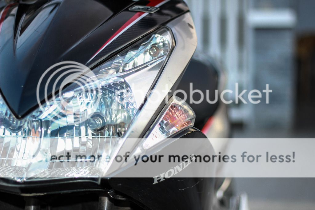 Cần bán 1 em Air Blade 110 đen bạc đầu bự ĐK 2011 xe zin, đẹp chính chủ !!!!!!!! - 5