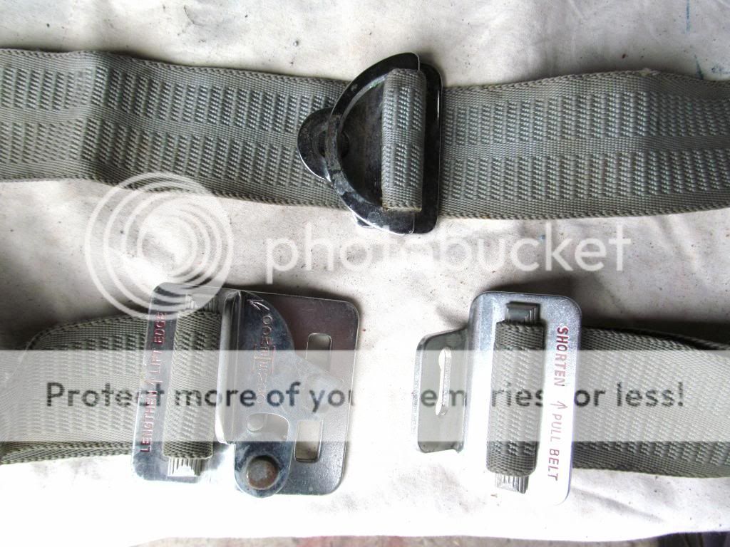 http://i412.photobucket.com/albums/pp208/lesbarlinauto/Pops%20parts/IMG_2067.jpg http://i412.photobucket.com/albums/pp208/lesbarlinauto/Pops%20parts/IMG_2067.jpg
